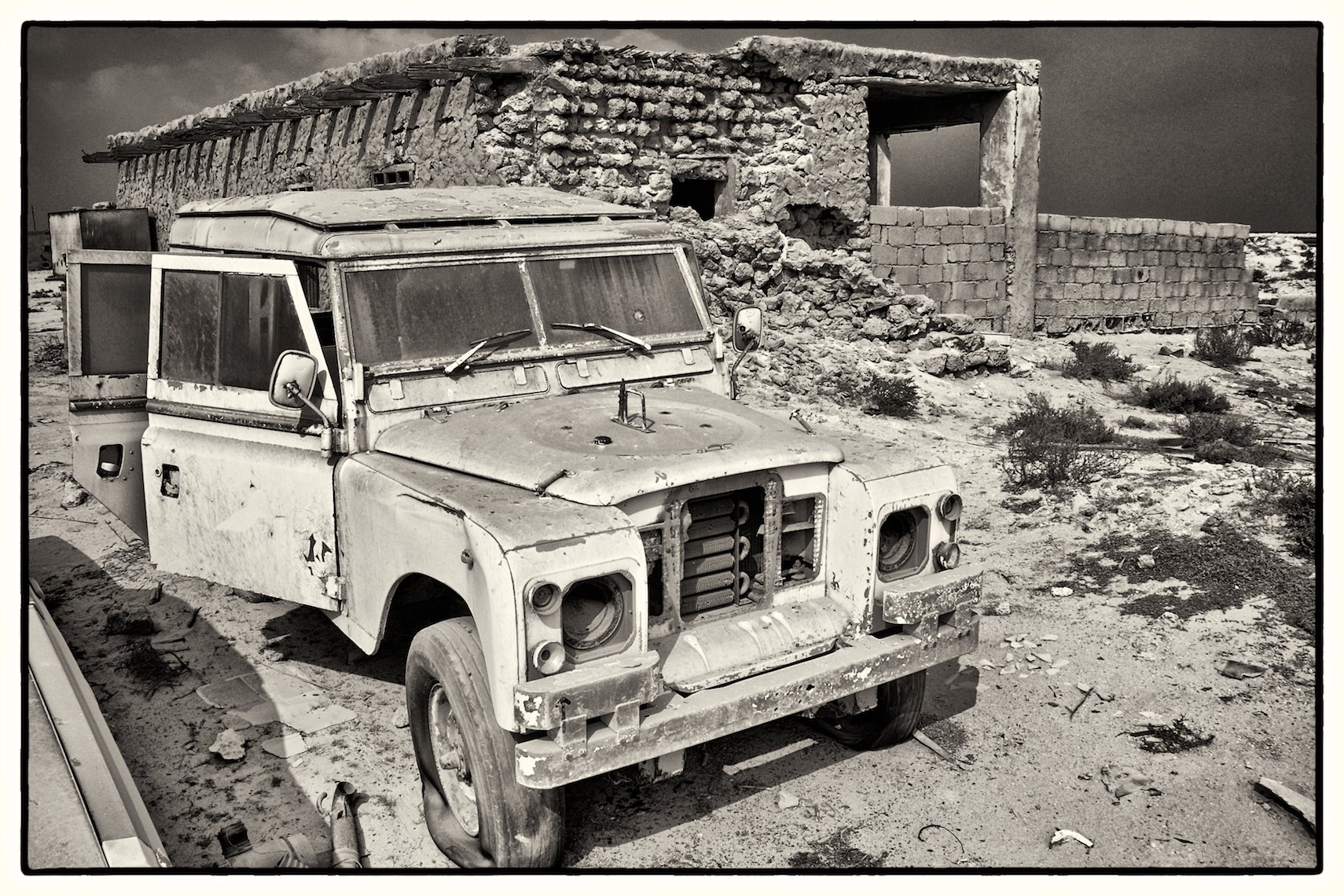 Qatar abandoned car
