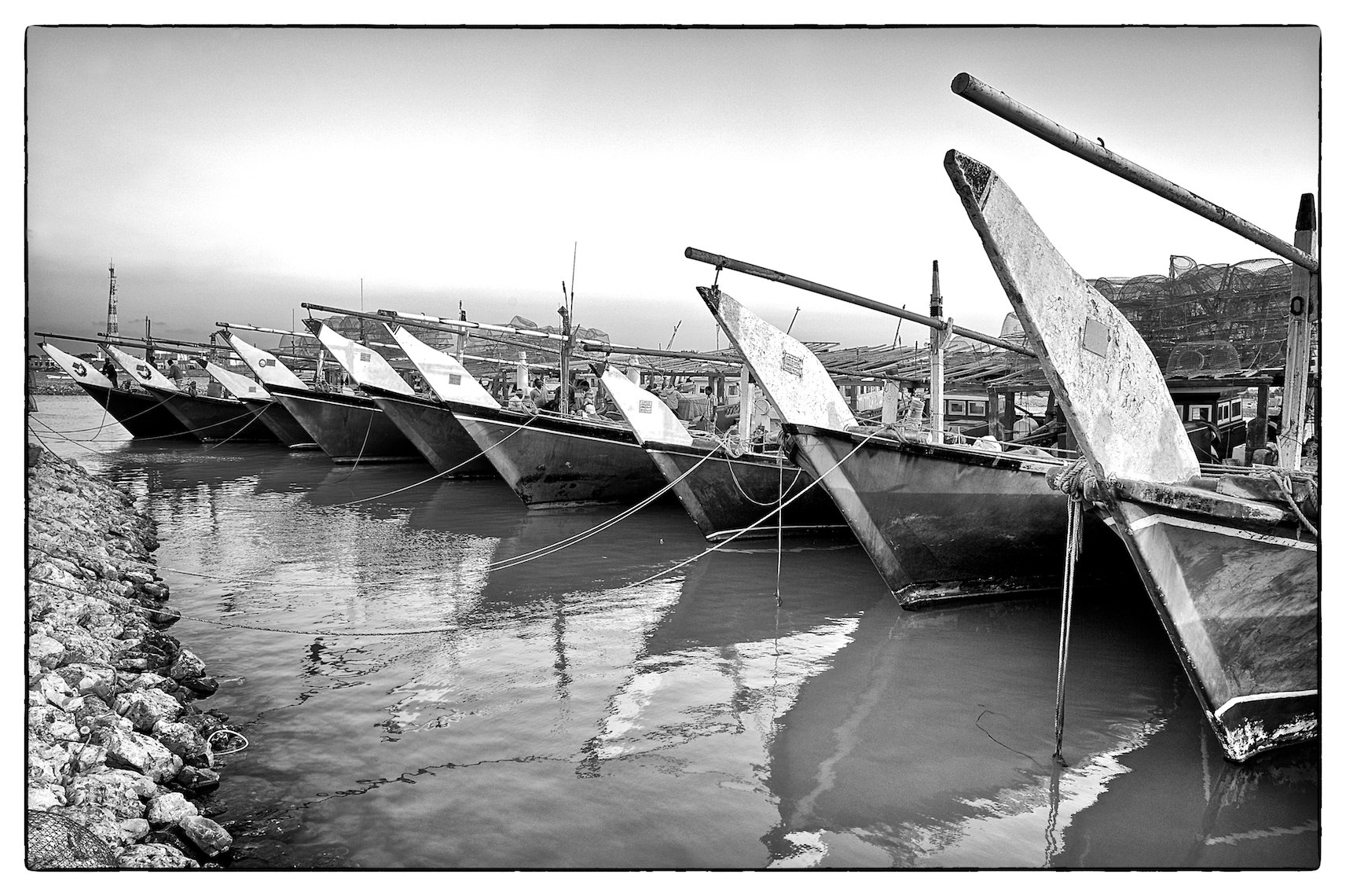 Qatar harbor boats